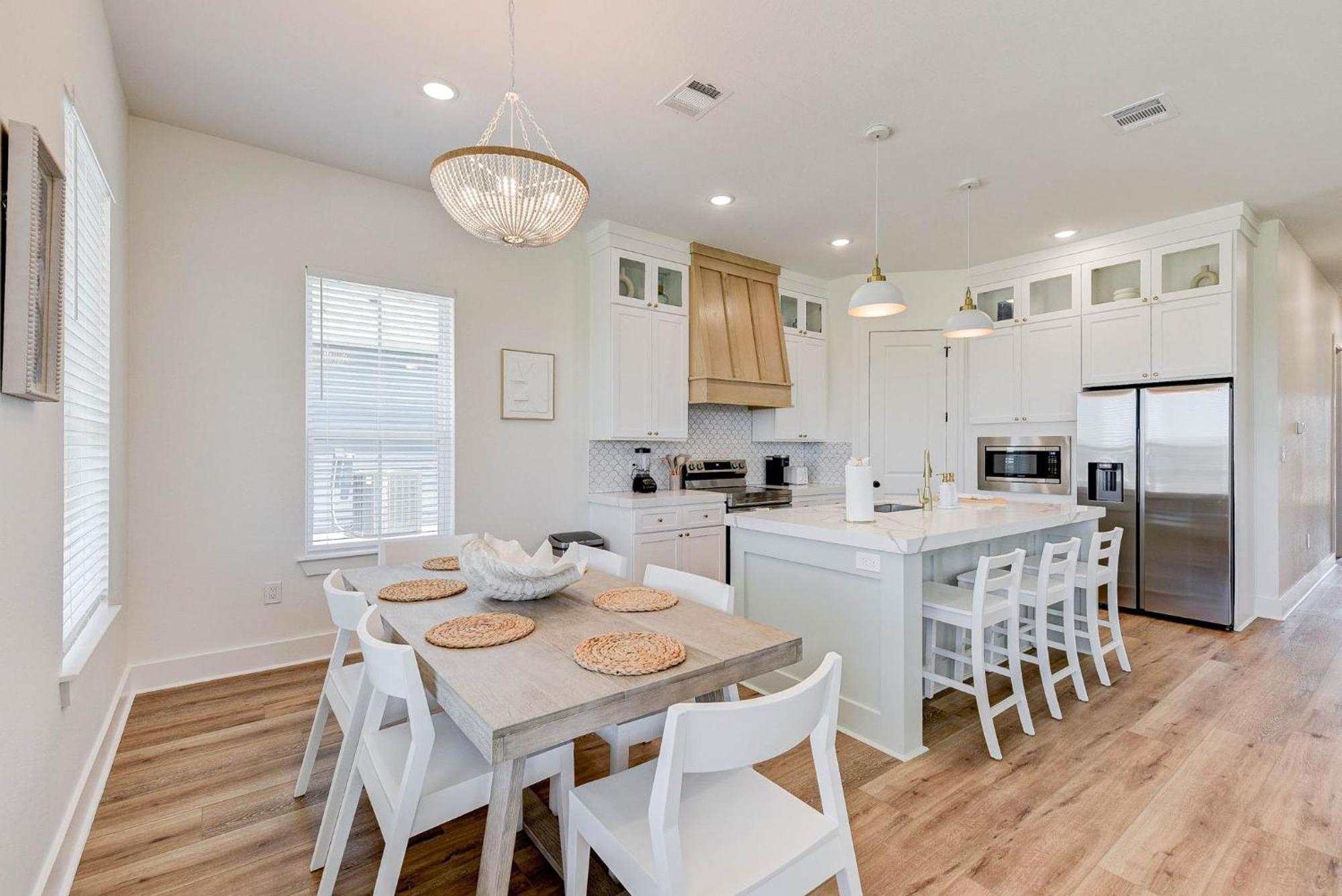Salt & Stone Villas Galveston Bagian luar foto